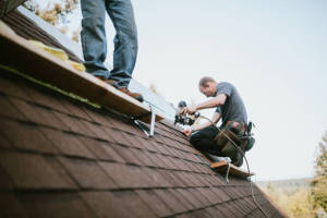 Find Roofers in Hillsdale County